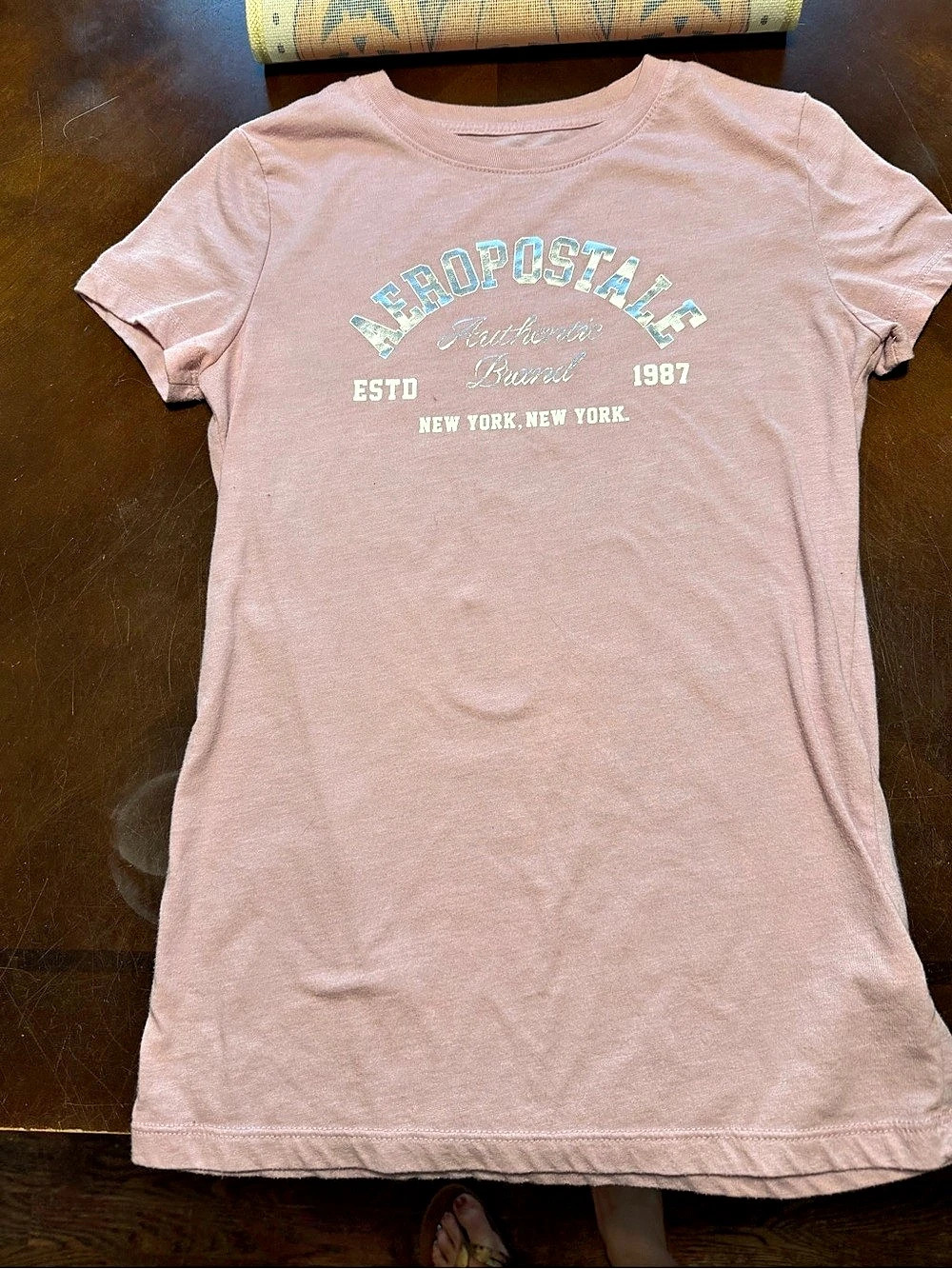 Aeropostale Classic Crew Graphic Tee Pink Size Small